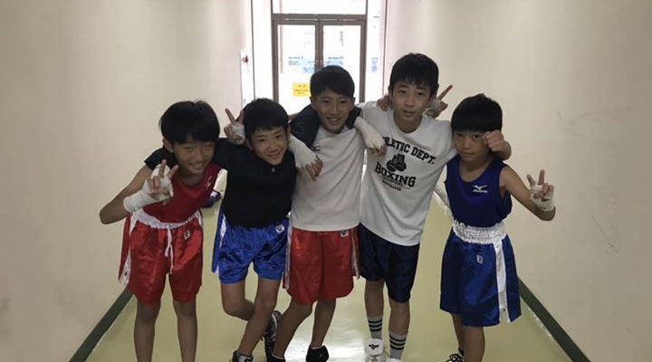 今まで試合にならない子が最後の判定まで来て勝つというストーリーは最高ですね！この試合の為に練習してきたことを思い出して、明日も堂々と戦って欲しいですね。